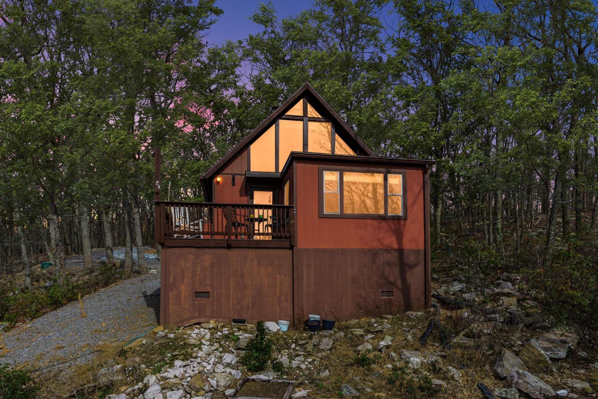Augusta Mountaintop Views, Hot Tub, Deck, Fire Pit & Wifi מראה חיצוני תמונה